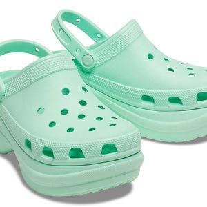 crocs classic bae clog platform 7 Neo Mint ! Rare color! Rare Size! Don’t Wait!